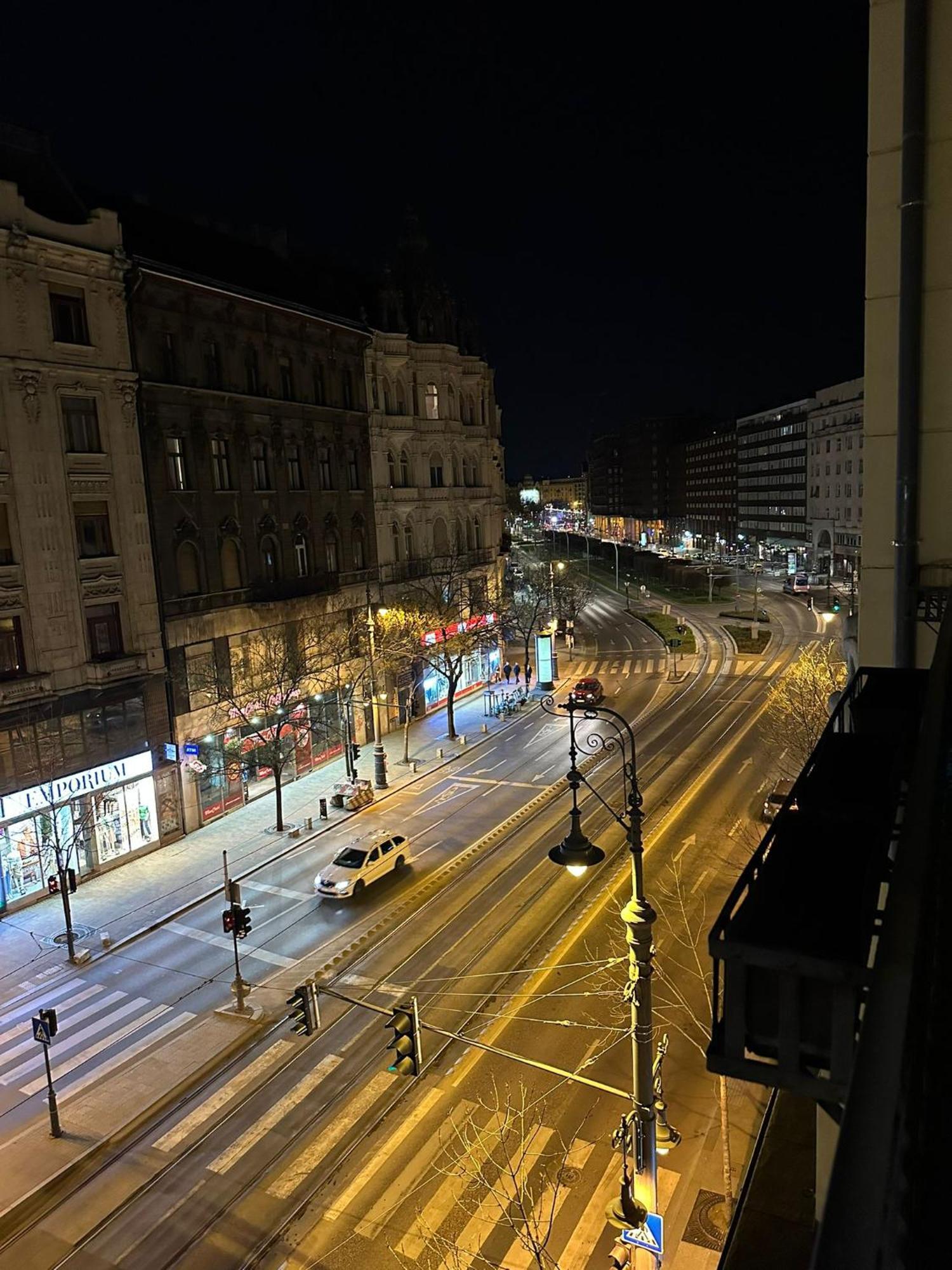 Be Best Apartment Boedapest Buitenkant foto