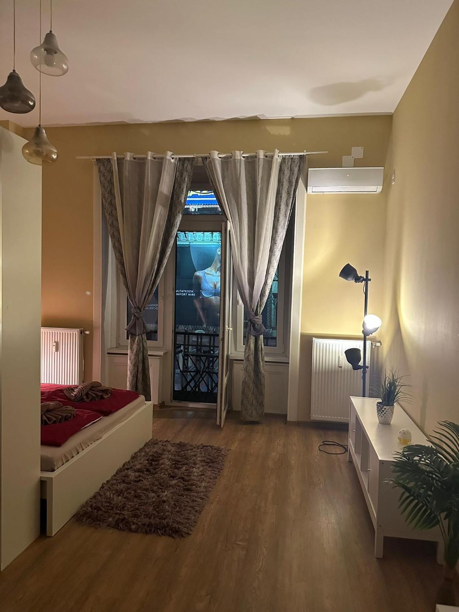 Be Best Apartment Boedapest Buitenkant foto